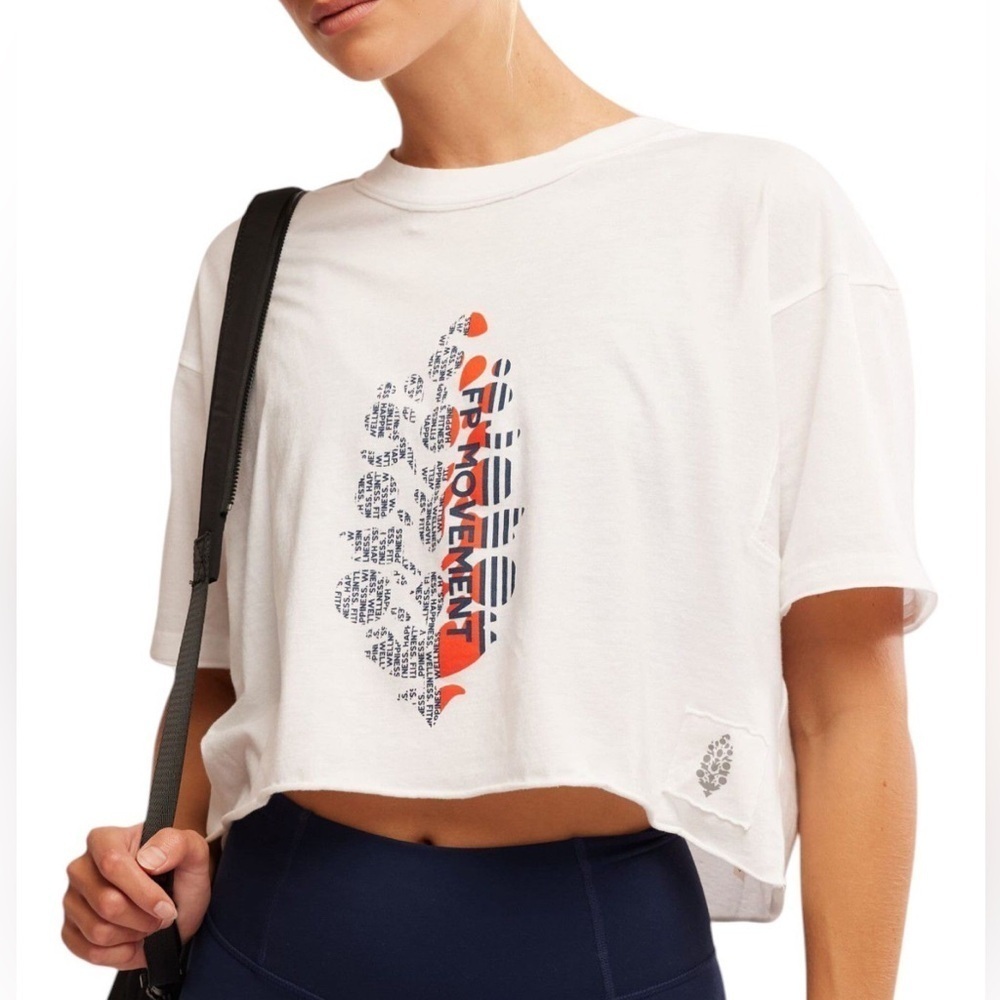 FP Movement Women's Inspire Logo
T-Shirt NWT Women XL